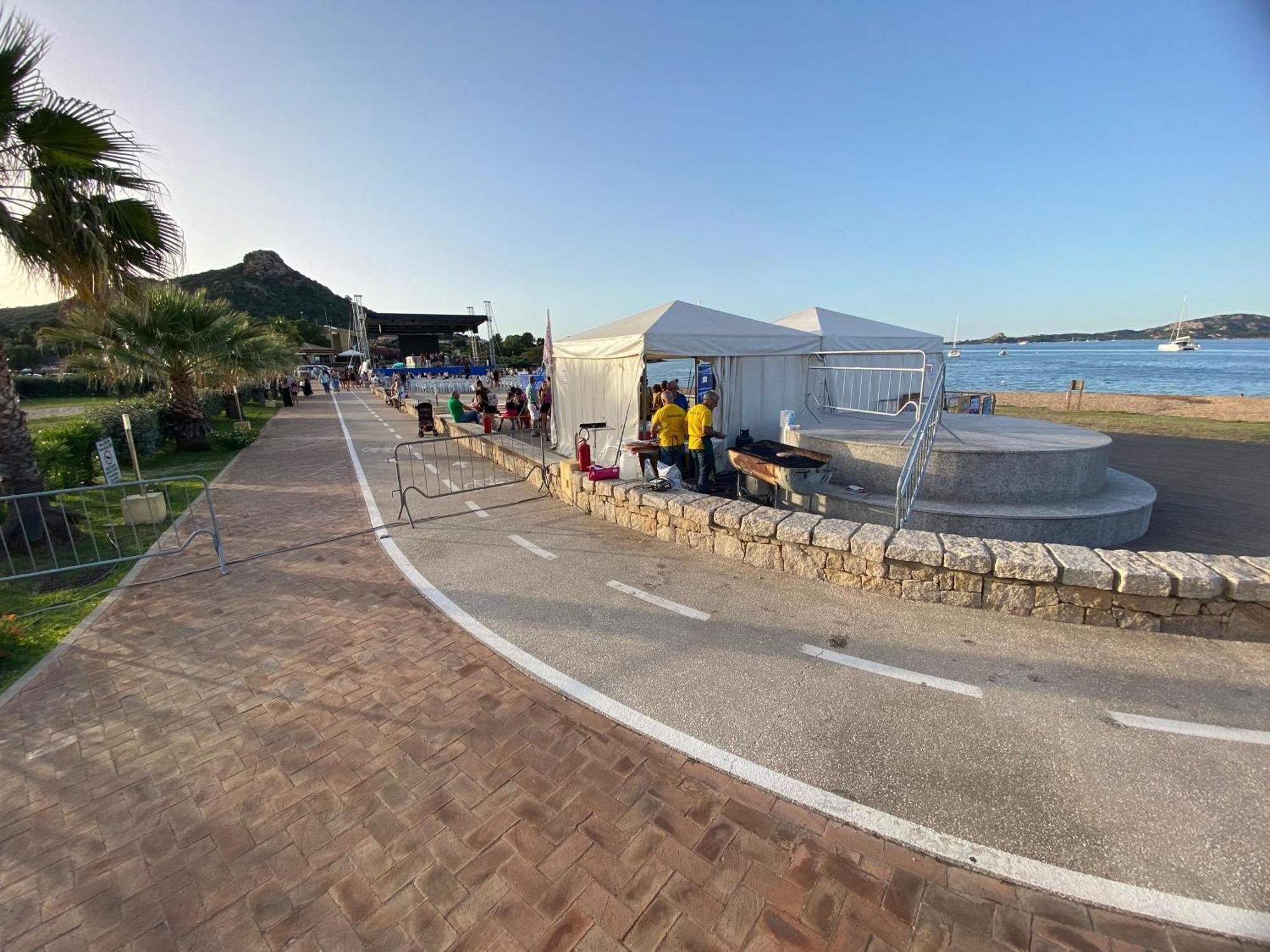 Nrh Cannigione Sunrise Rooftop Exterior photo